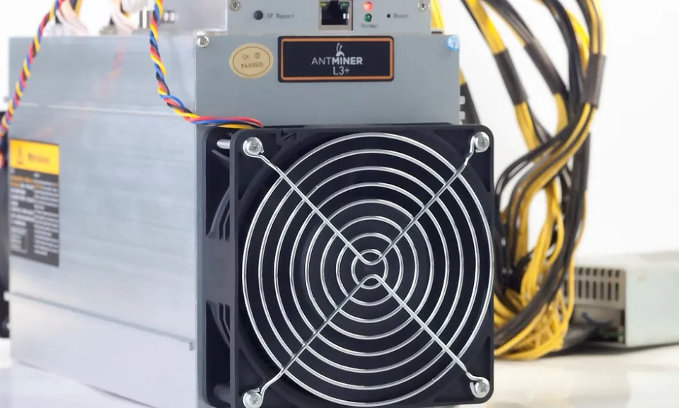 AntMiner L3+